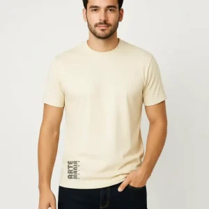 Polo regular fit crema primer plano